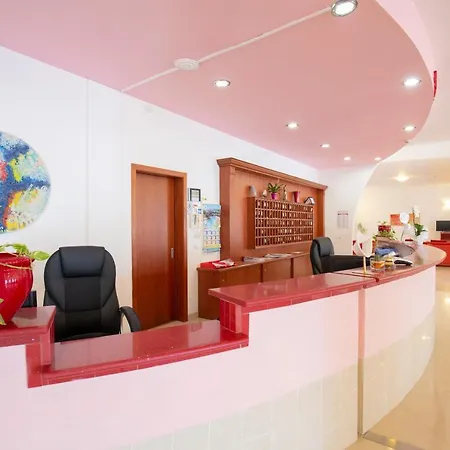 Hotel Delle 4*