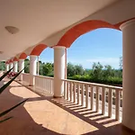 Delle 4*