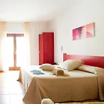 Delle מלון ויאסטה