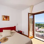 Delle 4*