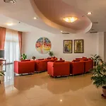 Delle Hotel