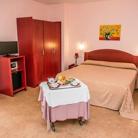 Delle Hotell 4*